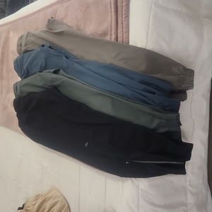 SOLD men's lululemon XS jogger pant